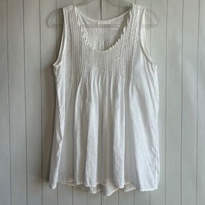 CP Shades size L sleeveless white tunic top 100% linen pintuck minimalist FLAWED